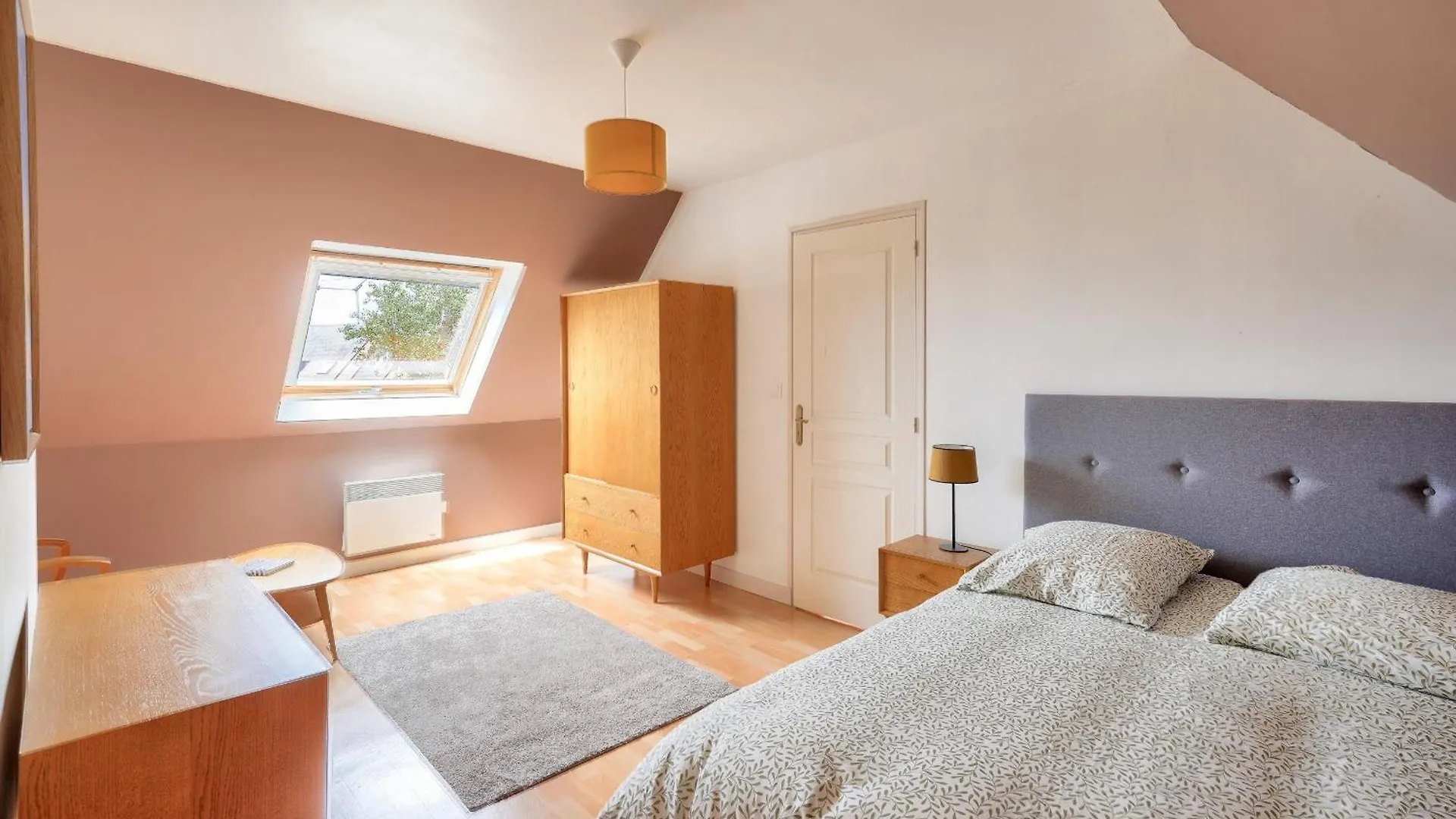 Maison Pour 4 Adultes, 1 Enfant A 200M De La Plage Guilvinec 0*,  France